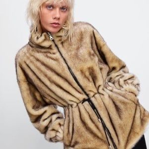 Zara Fur parka size xs